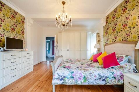 Master Bedroom 4.jpg