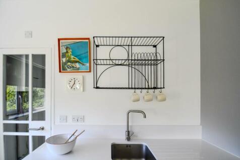 Lounge/Kitchen