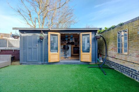 Outbuilding