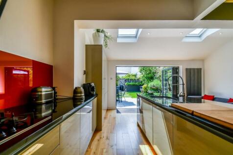 Kitchen - Family Room