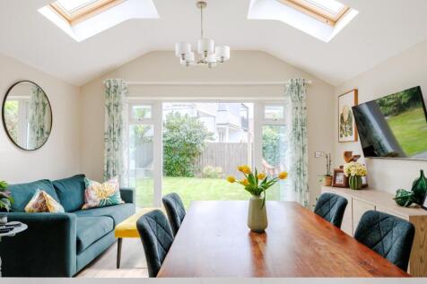 Diner / Family Room