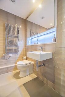 Bathroom (5).jpg