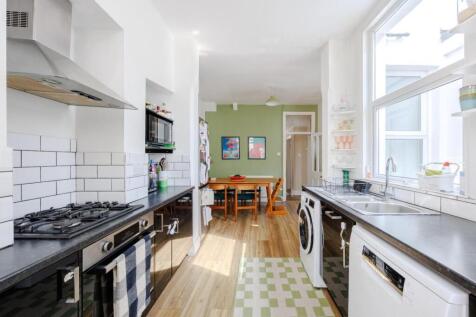 Kitchen  / Diner