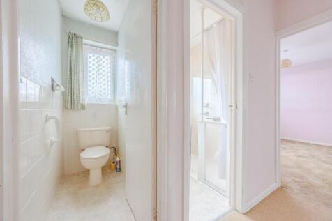 W/C / Bathroom