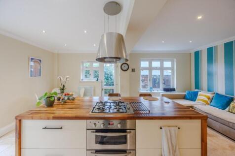 Kitchen/Family Room