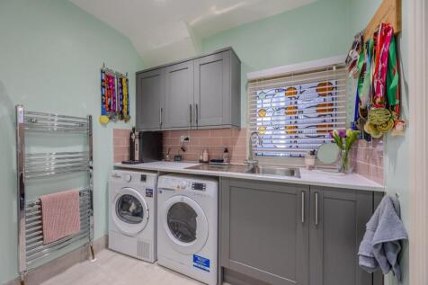 Ground Floor Shower Room