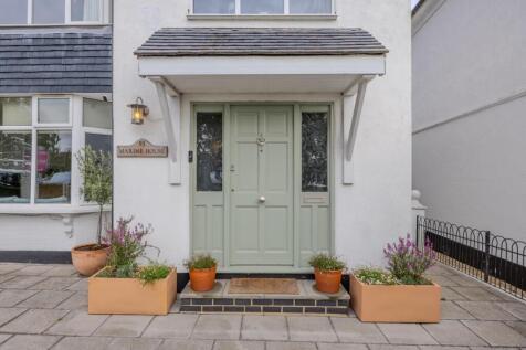 Entrance door