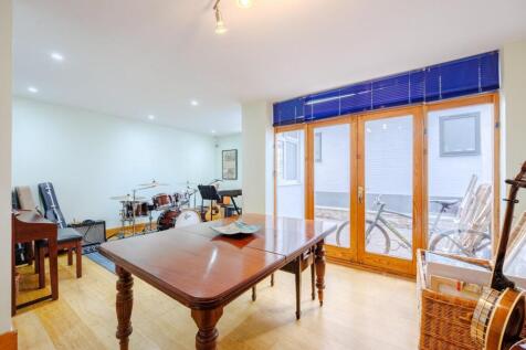 Dining / Sitting Room