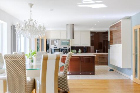 Dining Room / Kitchen