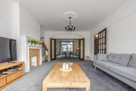 Lounge through to dining