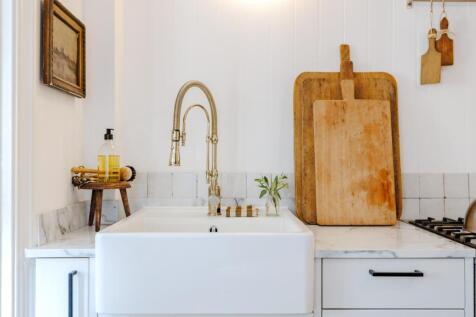 Kitchen / Breakfast Room