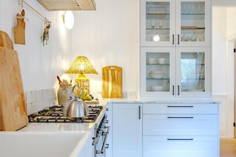 Kitchen / Breakfast Room