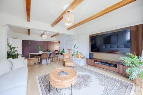 Dining Room / Sitting Room