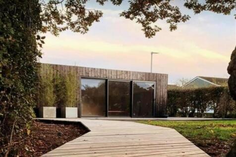 Outbuilding 