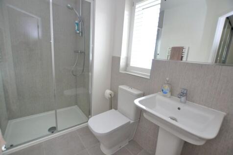 En-suite to master b
