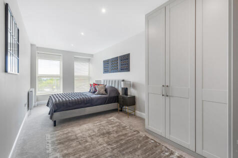 Plot 1 Show Flat