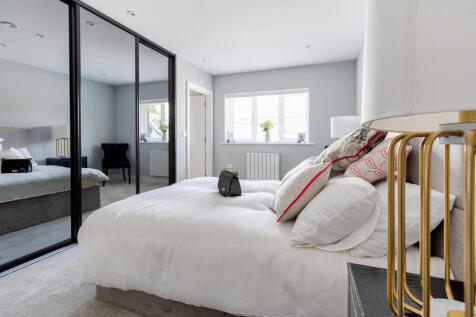 Plot 4 Bedroom