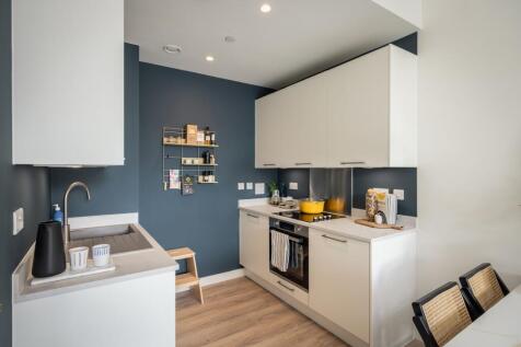 Show Flat  Kitchen