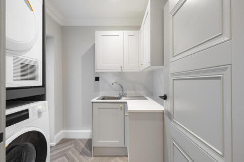 Plot 5 Utility spec