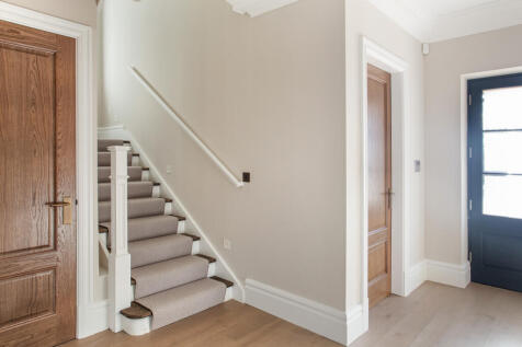 Plot 9 Entrance Hallway
