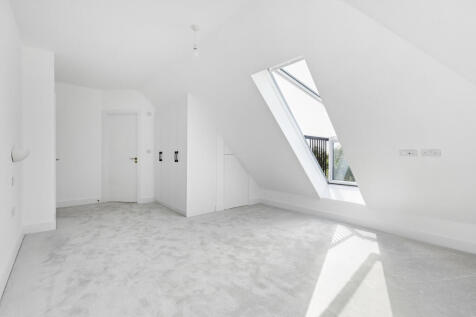Plot 10 Bedroom