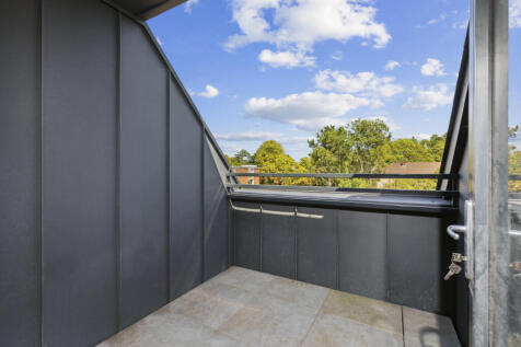 Plot 11 Balcony