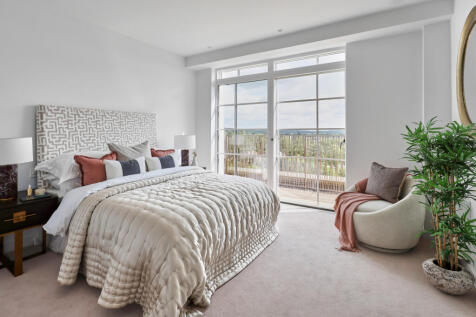 The Hibiscus Bedroom