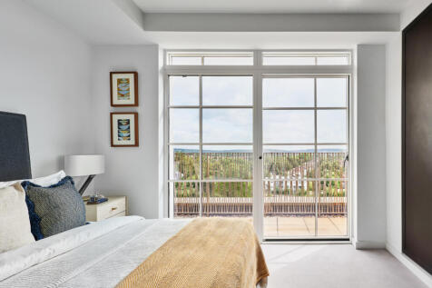 The Hibiscus Bedroom