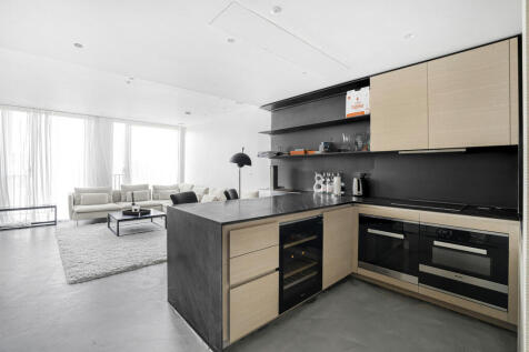 Reception/Kitchen