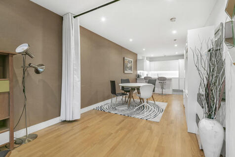 Reception/Kitchen
