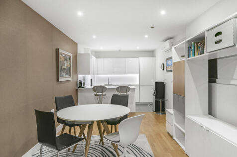 Reception/Kitchen