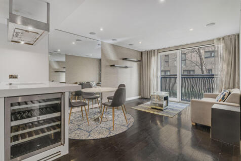 Reception/Kitchen