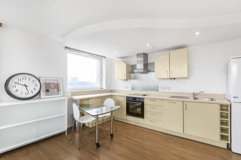 Reception/Kitchen