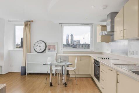 Reception/Kitchen