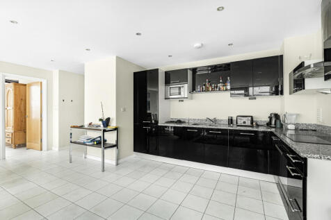 Reception/Kitchen