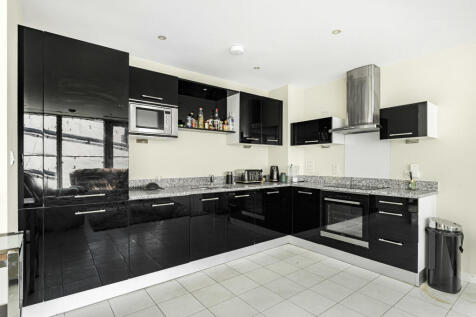 Reception/Kitchen