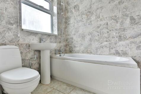 DWELEST- 55, Princess Street, DE14 2NP - 006.jpg