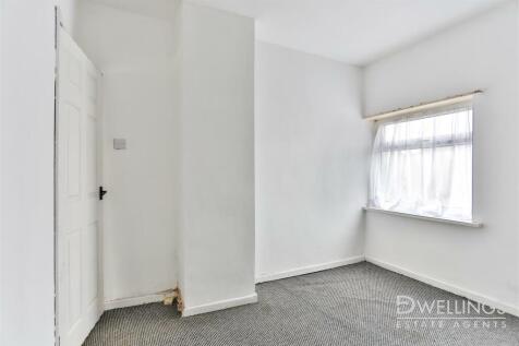 DWELEST- 55, Princess Street, DE14 2NP - 010.jpg