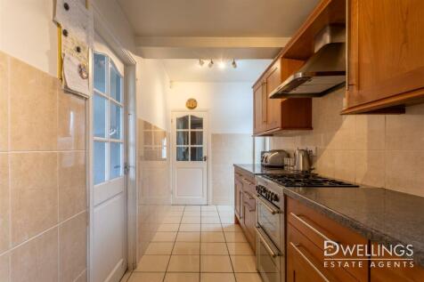 DWELEST- 49 Nevinson Avenue, DE23 1GU - 013.jpg