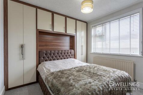 DWELEST- 49 Nevinson Avenue, DE23 1GU - 004.jpg