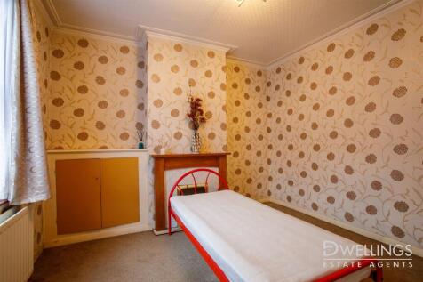 DWELEST- 43 Blackpool Street, DE14 3AW - 002.jpg