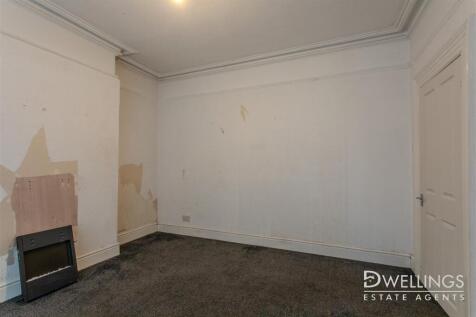 DWELEST- 173 Horninglow Road, DE14 2QS-0003.jpg