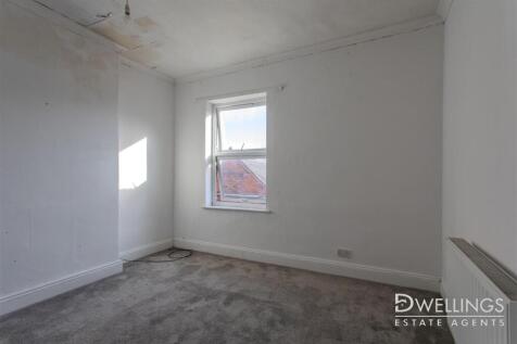 DWELEST- 173 Horninglow Road, DE14 2QS-0012.jpg