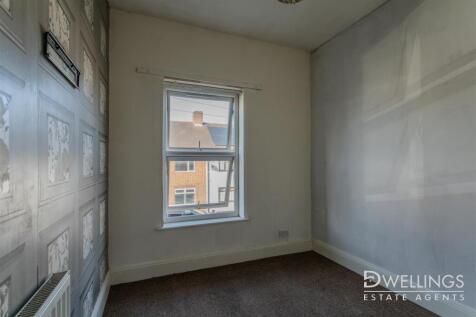 DWELEST- 173 Horninglow Road, DE14 2QS-0014.jpg