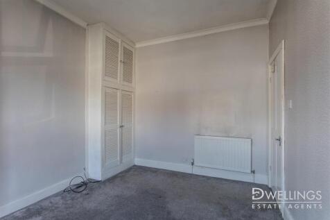 DWELEST- 173 Horninglow Road, DE14 2QS-0018.jpg