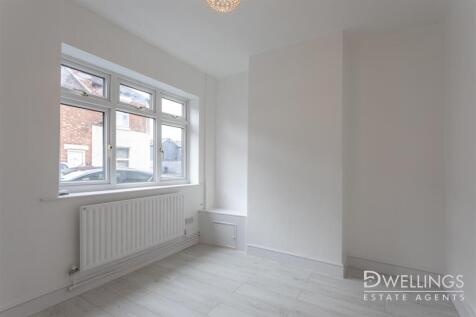 DWELEST- 53 Byrkley Street, DE14 2EL-0002.jpg