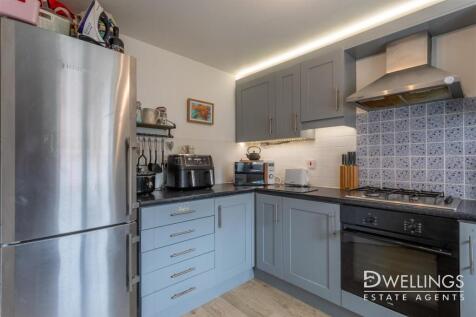 DWELEST- 29 Wyllie Mews, DE14 1BF-0014.jpg