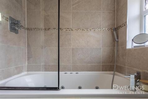 DWELEST- 8 Cheviot Close, Swadlincote, DE11 9EE-00