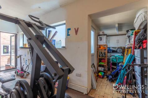 DWELEST- 8 Cheviot Close, Swadlincote, DE11 9EE-00