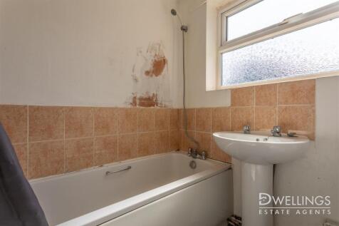 DWELEST- 178 Shobnall Street, DE14 2HN-0008.jpg